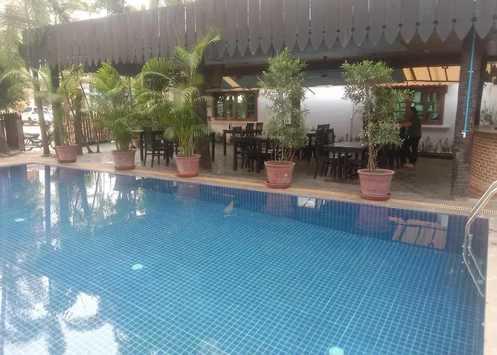 Hotel White Monkey
